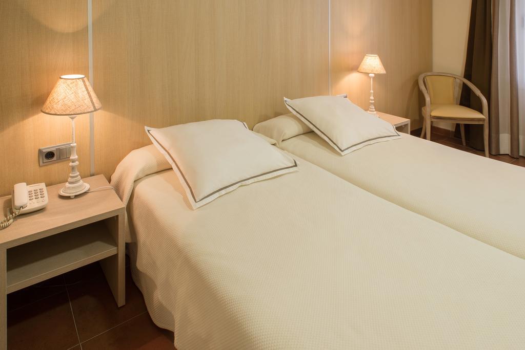Hotel Capri Tossa de Mar Luaran gambar